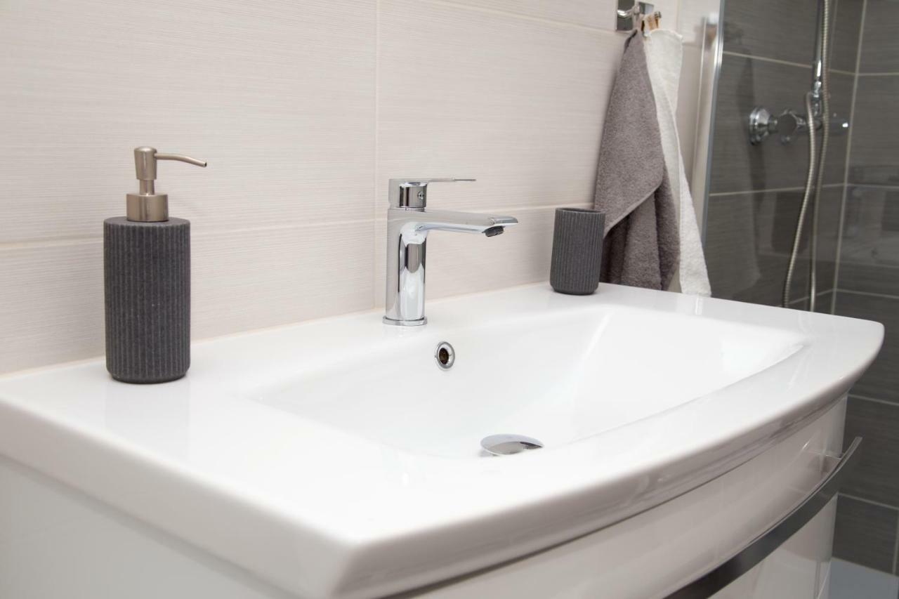 Apartman Topic Leilighet Kaštela Eksteriør bilde